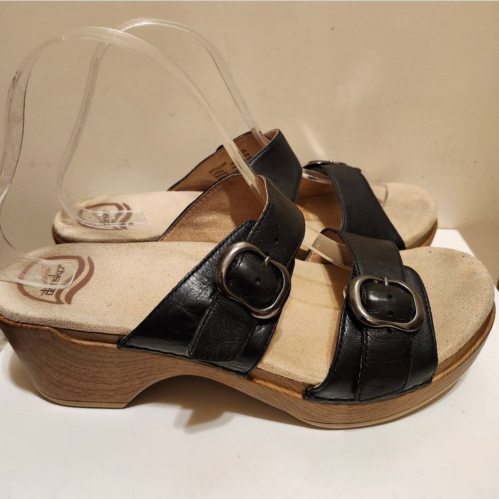 Dansko "Sophie" Black Leather Adjustable Buckle Slip-on Sandals sz.8/39 Ret.$140 - Picture 2 of 7